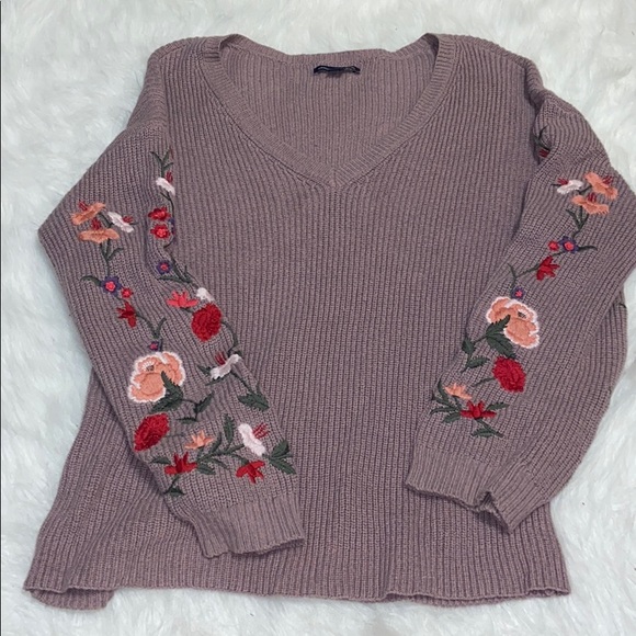 American Eagle Outfitters Sweaters - AEO flower embroidered sweater
